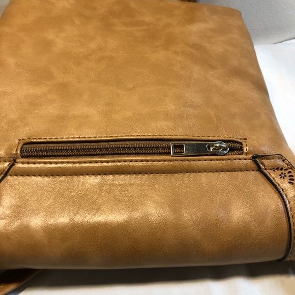 Crossbody Leather Bag - Picture 3 of 16